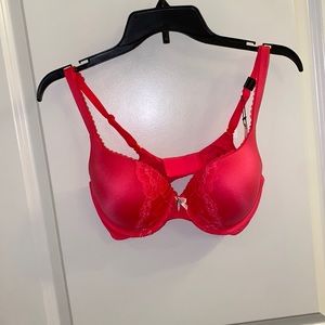 34 D New VS bra